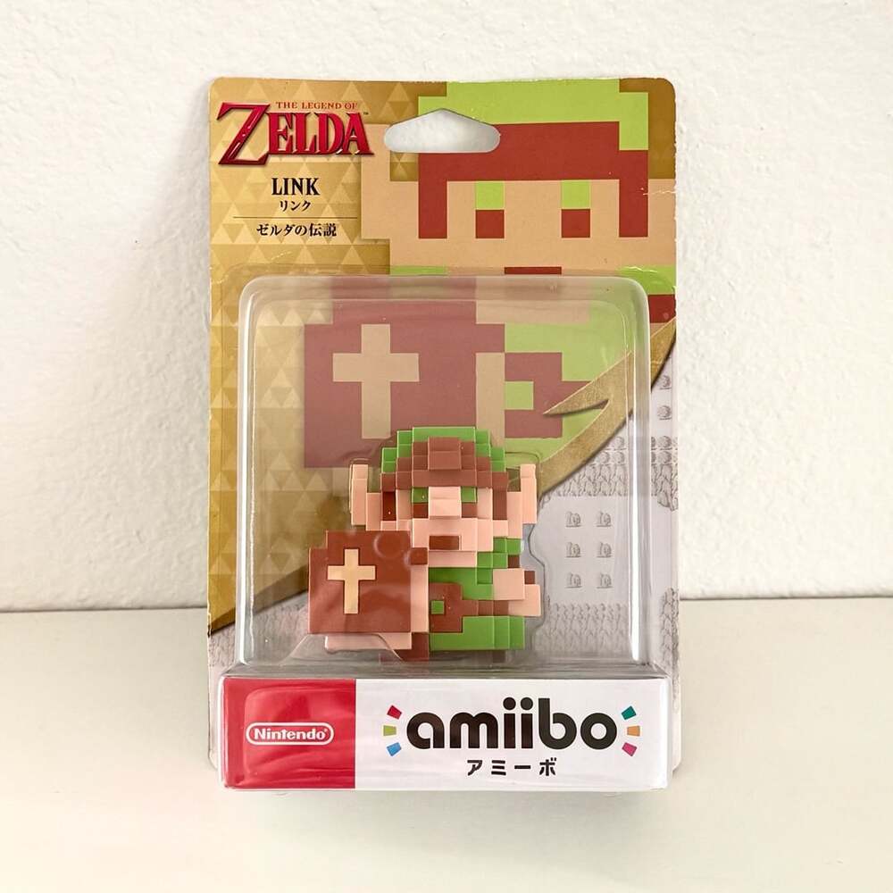 Nintendo Amiibo The Legend of Zelda Japan Import 8-Bit Link Figure